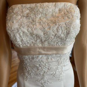 *David's Bridal Ivory Beads Flared Empire Waist Satin Gown Wedding Dress Size 10